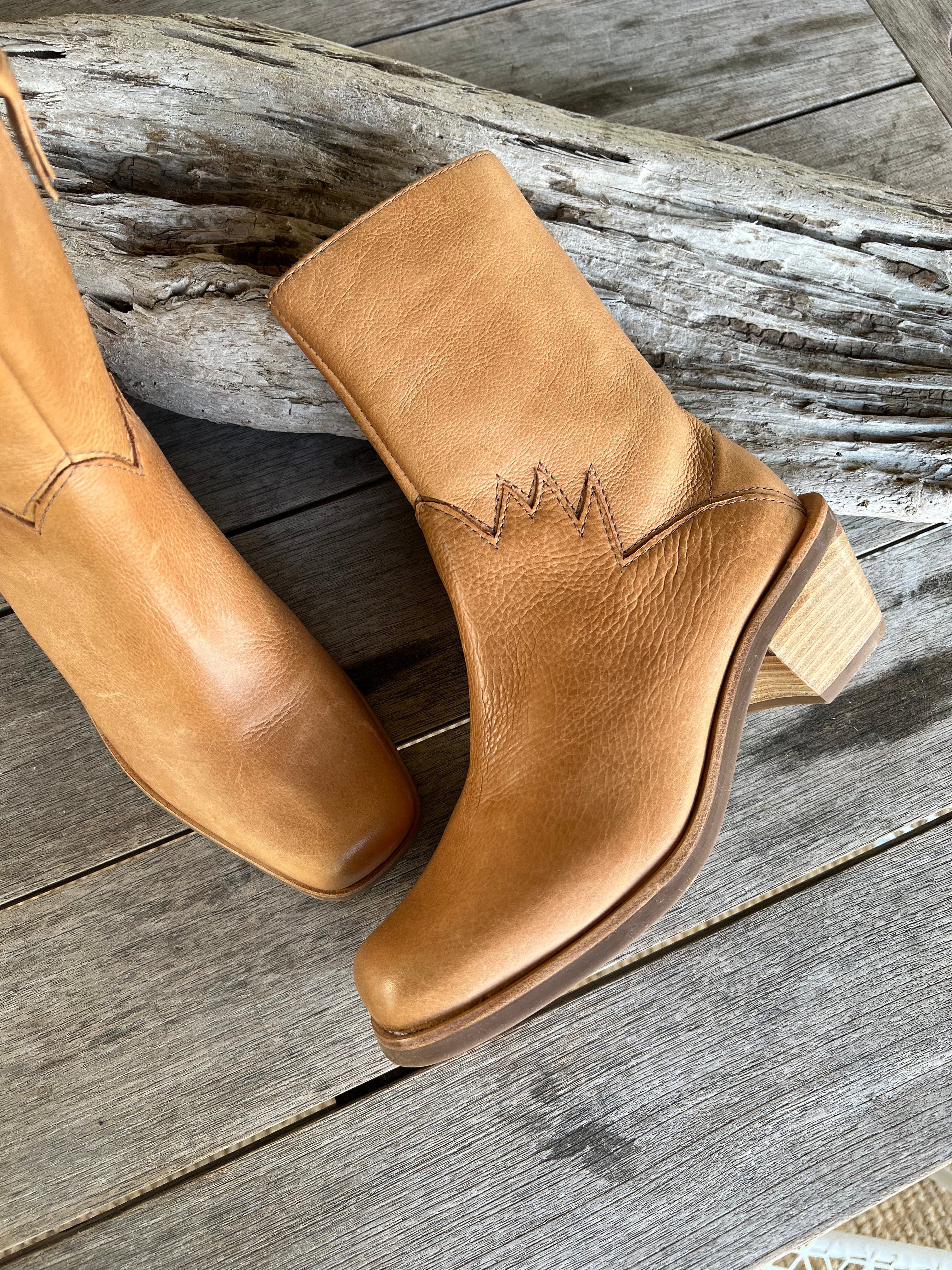 Styled by Place: A Conversation with Jenny of The Motley Vintage