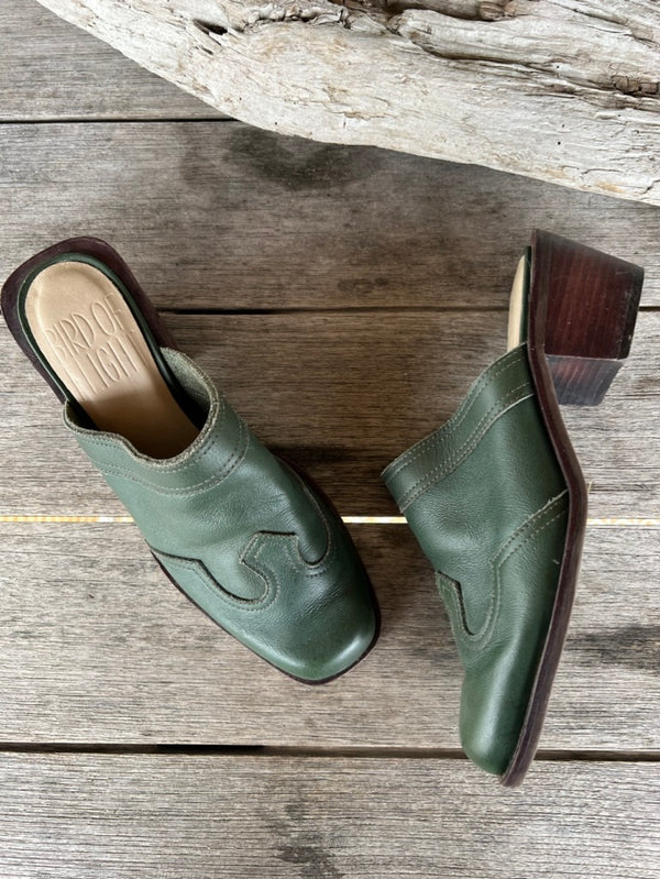 Dark green western mules on stacked block heel. size 7