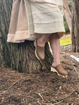 Daisy Clog