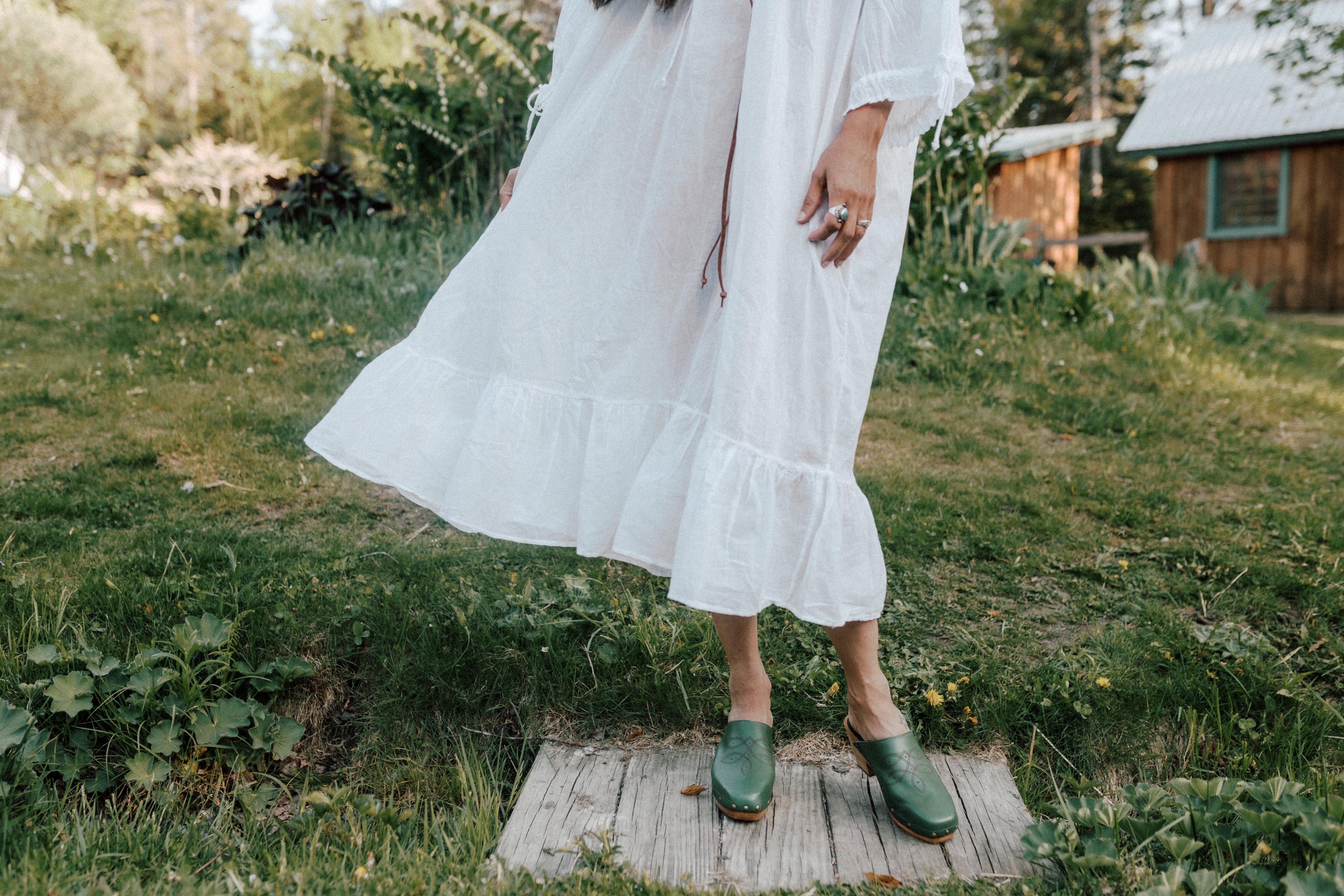 Shy Clog
