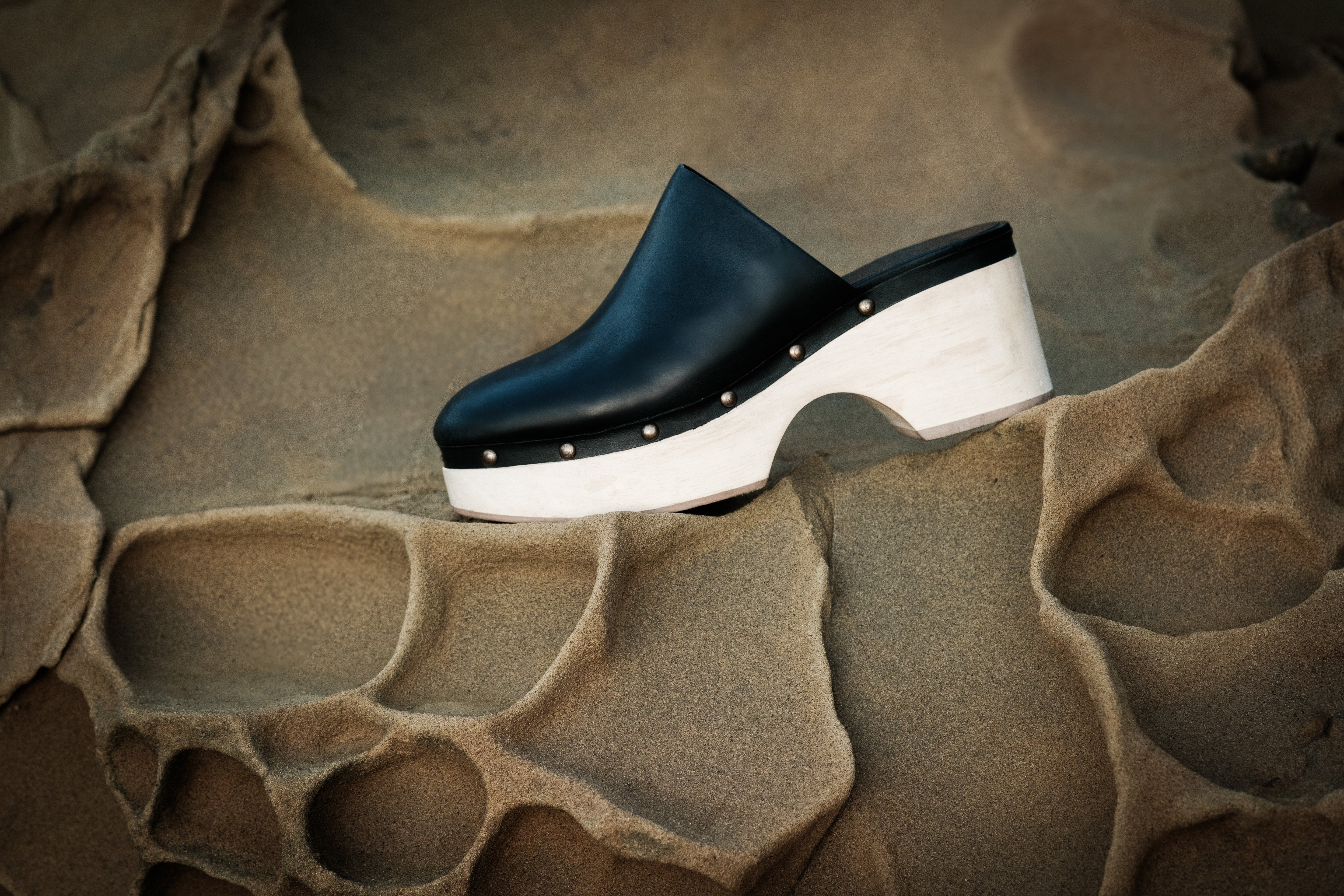 Daisy Clog